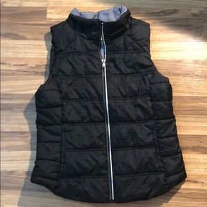 SO black vest large